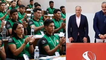 Fernando Costa sobre los árbitros becados en Chile: "Queremos sangre nueva" Fernando Costa sobre los árbitros becados en Chile: "Queremos sangre nueva"