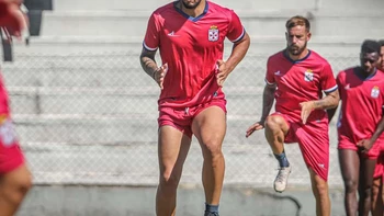 Amistoso entre Oriente Petrolero y Real Santa Cruz fue suspendido Amistoso entre Oriente Petrolero y Real Santa Cruz fue suspendido