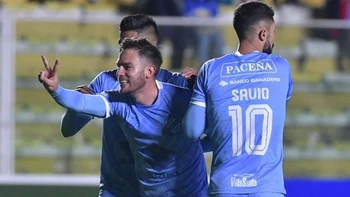 Bolívar se impuso (2-1) a Wilstermann y es el primer clasificado para cuartos de final Bolívar se impuso (2-1) a Wilstermann y es el primer clasificado para cuartos de final
