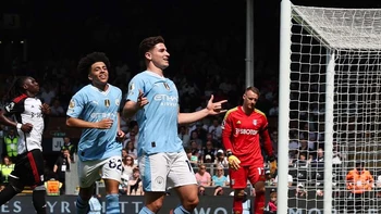 El Manchester City golea 4-0 en Fulham y aumenta la presión sobre el Arsenal El Manchester City golea 4-0 en Fulham y aumenta la presión sobre el Arsenal