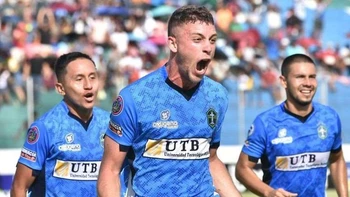 San Antonio venció a Guabirá en el último minuto (3-2) San Antonio venció a Guabirá en el último minuto (3-2)