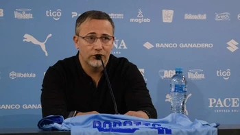 Flavio Robatto, DT de Bolívar: "Estamos pensando en dos o tres jugadores más (como refuerzos)" Flavio Robatto, DT de Bolívar: "Estamos pensando en dos o tres jugadores más (como refuerzos)"