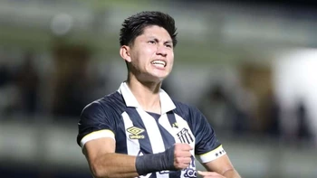 Terceros y Monteiro volvieron a anotar en la victoria del Santos (videos) Terceros y Monteiro volvieron a anotar en la victoria del Santos (videos)
