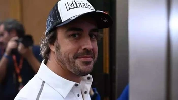 Alonso regresa a la pista con un Fórmula 1 tras dos años de ausencia Alonso regresa a la pista con un Fórmula 1 tras dos años de ausencia