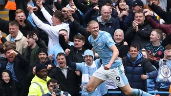 Manchester City sigue al acecho del Arsenal gracias a Haaland Manchester City sigue al acecho del Arsenal gracias a Haaland