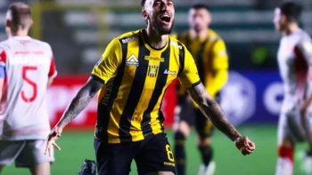 The Strongest vence a Estudiantes de La Plata y manda en el Grupo C de la Copa Lbertadores The Strongest vence a Estudiantes de La Plata y manda en el Grupo C de la Copa Lbertadores