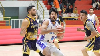 Este martes comenzará la Libobásquet con un partido en Potosí Este martes comenzará la Libobásquet con un partido en Potosí
