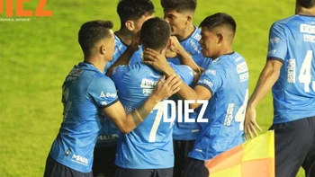Blooming venció a San Antonio por 1-0 y sumó su primera victoria en el torneo Clausura Blooming venció a San Antonio por 1-0 y sumó su primera victoria en el torneo Clausura