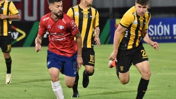 Wilstermann igualó sin goles ante The Strongest en un emocionante encuentro Wilstermann igualó sin goles ante The Strongest en un emocionante encuentro