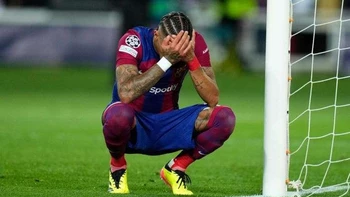 La UEFA sanciona a FC Barcelona por "comportamiento racista" La UEFA sanciona a FC Barcelona por "comportamiento racista"