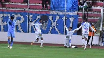 San Antonio, el ‘matagigantes’, lo volvió a hacer: eliminó a Bolívar (1-1) y se clasificó a semifinales San Antonio, el ‘matagigantes’, lo volvió a hacer: eliminó a Bolívar (1-1) y se clasificó a semifinales