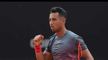 Gran remontada de Hugo Dellien para avanzar en el
Roma Garden Open Gran remontada de Hugo Dellien para avanzar en el
Roma Garden Open