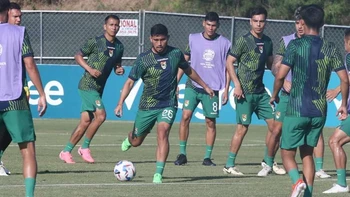 EEUU se estrena ante Bolivia en "su" Copa América, con la vista en el Mundial EEUU se estrena ante Bolivia en "su" Copa América, con la vista en el Mundial