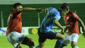 Torneo Clausura: la tercera fecha llegará a su fin este jueves con tres partidos<br />
Torneo Clausura: la tercera fecha llegará a su fin este jueves con tres partidos<br />
