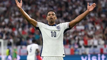 Un poquito de Bellingham sirvió a Inglaterra para ganar (1-0) a la aguerrida Serbia Un poquito de Bellingham sirvió a Inglaterra para ganar (1-0) a la aguerrida Serbia