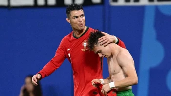 Portugal remontó (2-1) ante la República Checa en su estreno en la Eurocopa Portugal remontó (2-1) ante la República Checa en su estreno en la Eurocopa