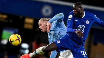 El Manchester City comenzará la defensa de la Premier League contra el Chelsea El Manchester City comenzará la defensa de la Premier League contra el Chelsea