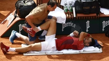"La operación salió bien", anunció Djokovic, intervenido en una rodilla "La operación salió bien", anunció Djokovic, intervenido en una rodilla