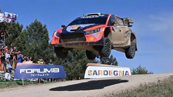 Tänak se impuso a Ogier en un apretado final en el Rally de Cerdeña Tänak se impuso a Ogier en un apretado final en el Rally de Cerdeña