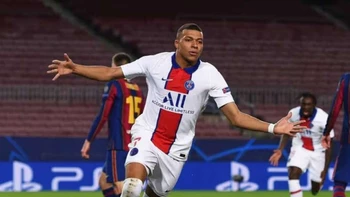 La llegada de Mbappé al Real Madrid abre más interrogantes en el Barcelona La llegada de Mbappé al Real Madrid abre más interrogantes en el Barcelona