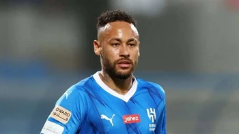 Neymar dice que avanza en su recuperación, aunque con "mucho sufrimiento" Neymar dice que avanza en su recuperación, aunque con "mucho sufrimiento"
