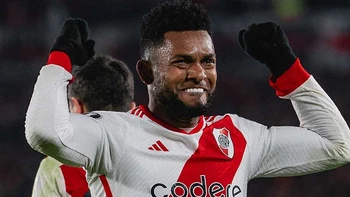 Borja lleva a River a octavos de la Libertadores con triunfo sobre Libertad Borja lleva a River a octavos de la Libertadores con triunfo sobre Libertad