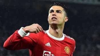 Cristiano Ronaldo jugará el domingo con Manchester United ante Rayo Vallecano Cristiano Ronaldo jugará el domingo con Manchester United ante Rayo Vallecano