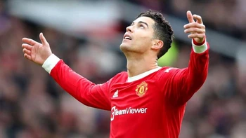 El capricho de Cristiano Ronaldo podría derivarlo a convertirse en delantero del Atlético Madrid El capricho de Cristiano Ronaldo podría derivarlo a convertirse en delantero del Atlético Madrid