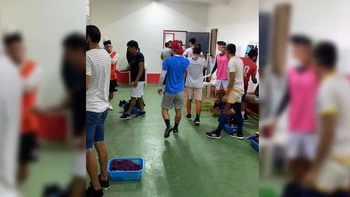 Los jugadores de Real Santa Cruz no aceptaron un adelanto de Bs 700 e ingresaron en paro Los jugadores de Real Santa Cruz no aceptaron un adelanto de Bs 700 e ingresaron en paro
