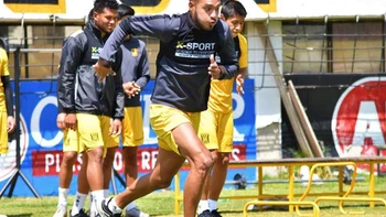 Los jugadores de The Strongest presionan por el 65% del salario de septiembre Los jugadores de The Strongest presionan por el 65% del salario de septiembre
