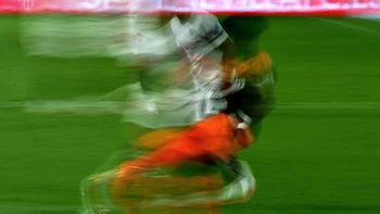Sevilla y Real Madrid desentierran el fantasma del coronavirus, a pocos días de finales europeas Sevilla y Real Madrid desentierran el fantasma del coronavirus, a pocos días de finales europeas