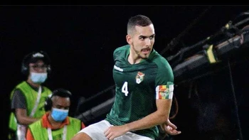 La Verde: Luis Haquin se perderá el amistoso ante Ecuador por lesión (video) La Verde: Luis Haquin se perderá el amistoso ante Ecuador por lesión (video)