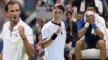 Medvedev y Federer avanzan; Djokovic queda fuera por lesión Medvedev y Federer avanzan; Djokovic queda fuera por lesión