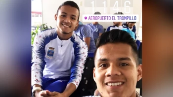 Alex Arano seguirá en el lateral derecho de Blooming Alex Arano seguirá en el lateral derecho de Blooming