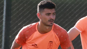 Carrasco y Erramuspe estarán en la zaga central de Blooming Carrasco y Erramuspe estarán en la zaga central de Blooming