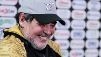 Maradona dedica triunfo de los Dorados a Nicolás Maduro Maradona dedica triunfo de los Dorados a Nicolás Maduro
