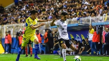 Dorados de Maradona empataron 1-1 en primera final del ascenso mexicano Dorados de Maradona empataron 1-1 en primera final del ascenso mexicano