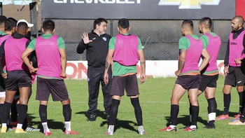 Bolívar va por el premio de consuelo ante Guaraní en Libertadores Bolívar va por el premio de consuelo ante Guaraní en Libertadores