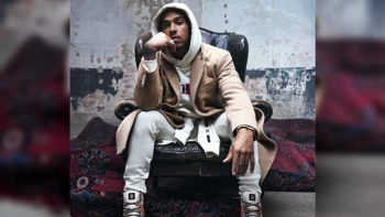Lewis Hamilton se convierte de nuevo en diseñador para Tommy Hilfiger Lewis Hamilton se convierte de nuevo en diseñador para Tommy Hilfiger