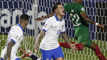 Philippe Coutinho se disfraza de Neymar y destraba a Brasil Philippe Coutinho se disfraza de Neymar y destraba a Brasil