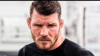 Ex campeón de la UFC se quitó un ‘ojo’ en medio de una entrevista en vivo Ex campeón de la UFC se quitó un ‘ojo’ en medio de una entrevista en vivo
