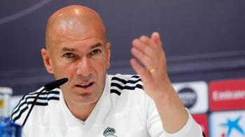 Zidane admite que "puede pasar de todo" en la portería del Real Madrid Madrid Zidane admite que "puede pasar de todo" en la portería del Real Madrid Madrid