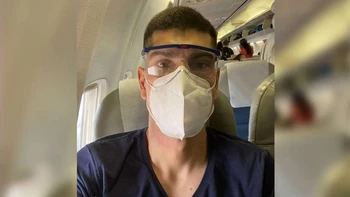 Lampe viajó a La Paz para donarle plasma al presidente de la FBF Lampe viajó a La Paz para donarle plasma al presidente de la FBF