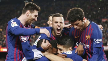 El Barza le gana al Atlético y acaricia el campeonato El Barza le gana al Atlético y acaricia el campeonato