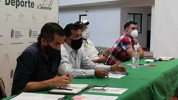 Crisis en la ACF: anuncian torneos paralelos a la Copa Santa Cruz Crisis en la ACF: anuncian torneos paralelos a la Copa Santa Cruz