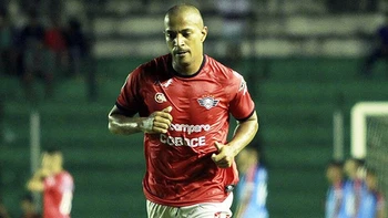 Sancionan a Blooming por caso Serginho Sancionan a Blooming por caso Serginho