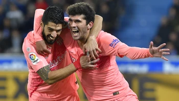 Barcelona se impone al Alavés y acaricia un nuevo título de Liga Barcelona se impone al Alavés y acaricia un nuevo título de Liga