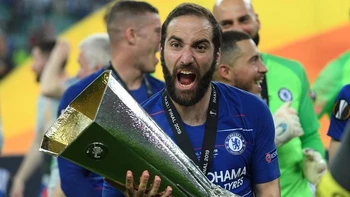 Gonzalo Higuaín provoca burlas por su versión de We are the champions Gonzalo Higuaín provoca burlas por su versión de We are the champions