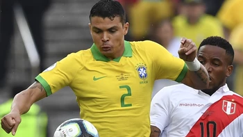 Thiago Silva: "Todo cuidado es poco" para parar a Messi Thiago Silva: "Todo cuidado es poco" para parar a Messi