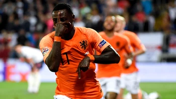 Holanda consolida su resurgir y despacha a Inglaterra en ‘semis’ Holanda consolida su resurgir y despacha a Inglaterra en ‘semis’